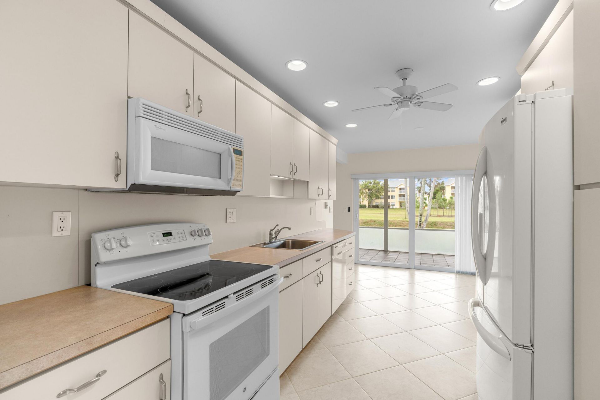 6230 Petaluma Drive, Boca Raton, FL 33433 Photo