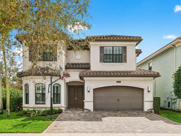 9566 Eden Roc Court, Delray Beach, FL 33446