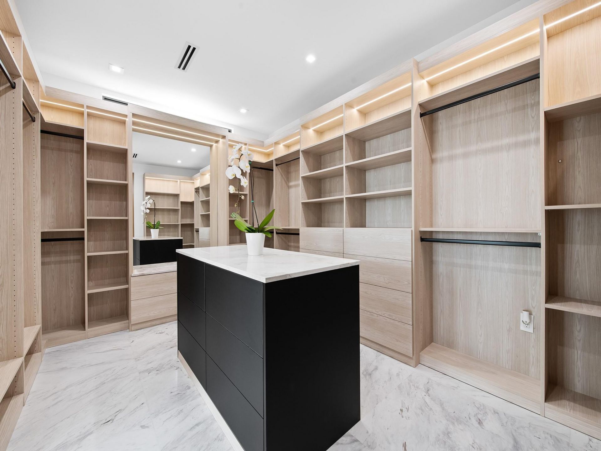 111 Fiesta Way, Fort Lauderdale, FL 33301 Photo