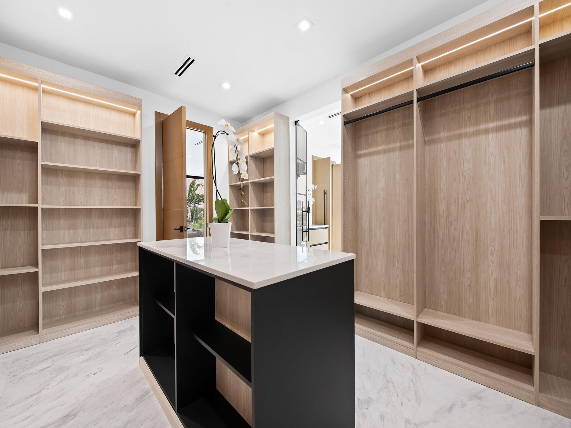 111 Fiesta Way, Fort Lauderdale, FL 33301 Photo