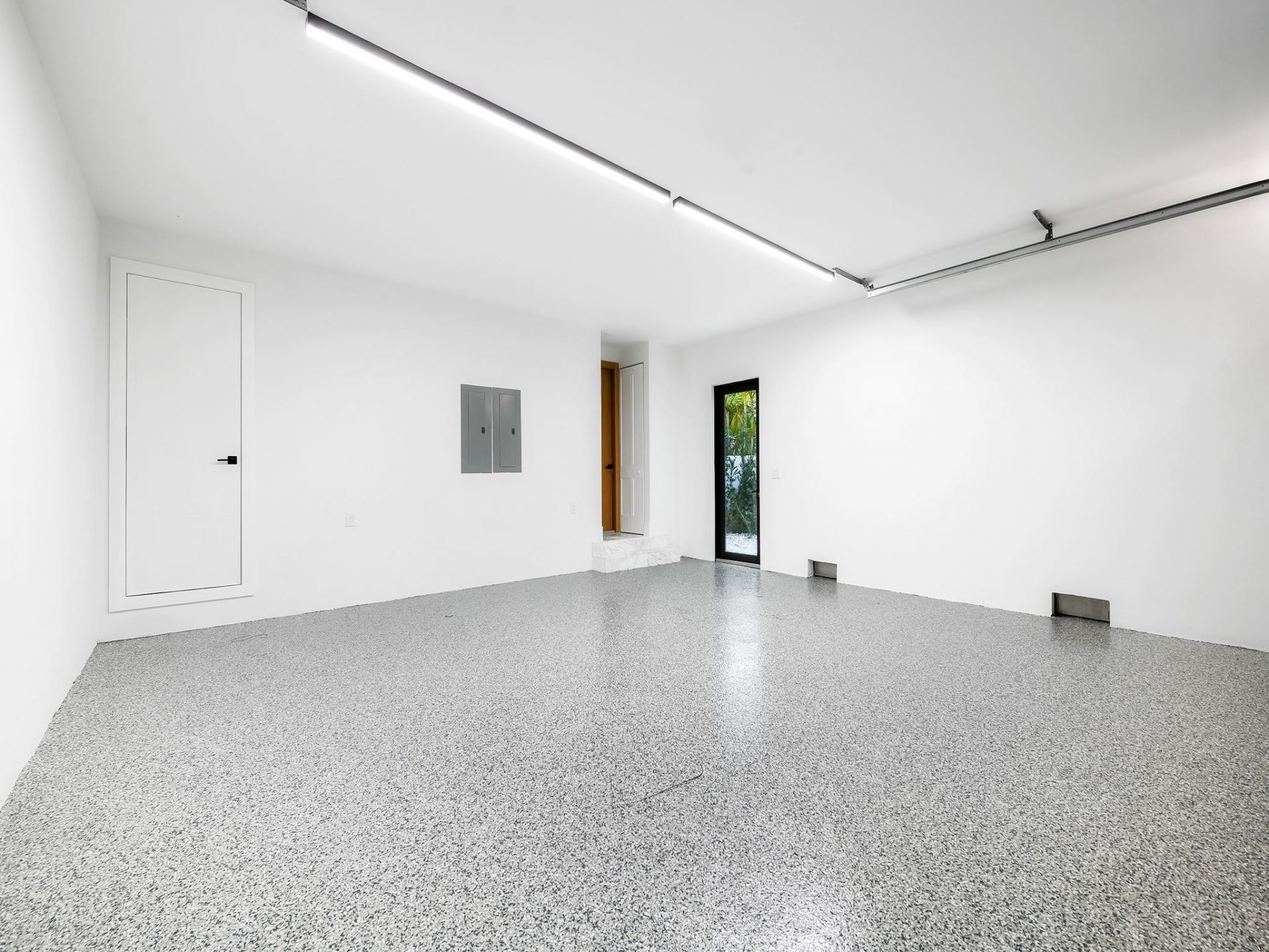 111 Fiesta Way, Fort Lauderdale, FL 33301 Photo