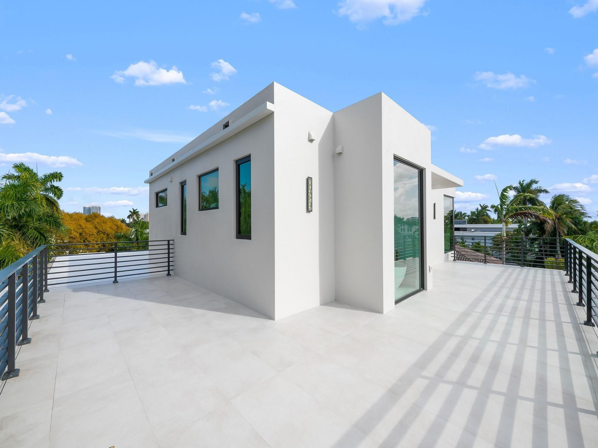 111 Fiesta Way, Fort Lauderdale, FL 33301 Photo