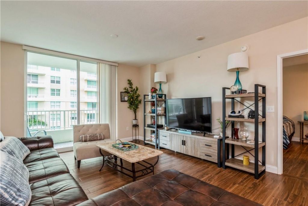 625 Casa Loma Boulevard, Unit 705, Boynton Beach, FL 33435 Photo