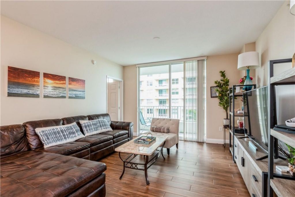 625 Casa Loma Boulevard, Unit 705, Boynton Beach, FL 33435 Photo