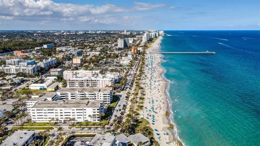 330 SE 20 Avenue, Unit 307, Deerfield Beach, FL 33441 Photo