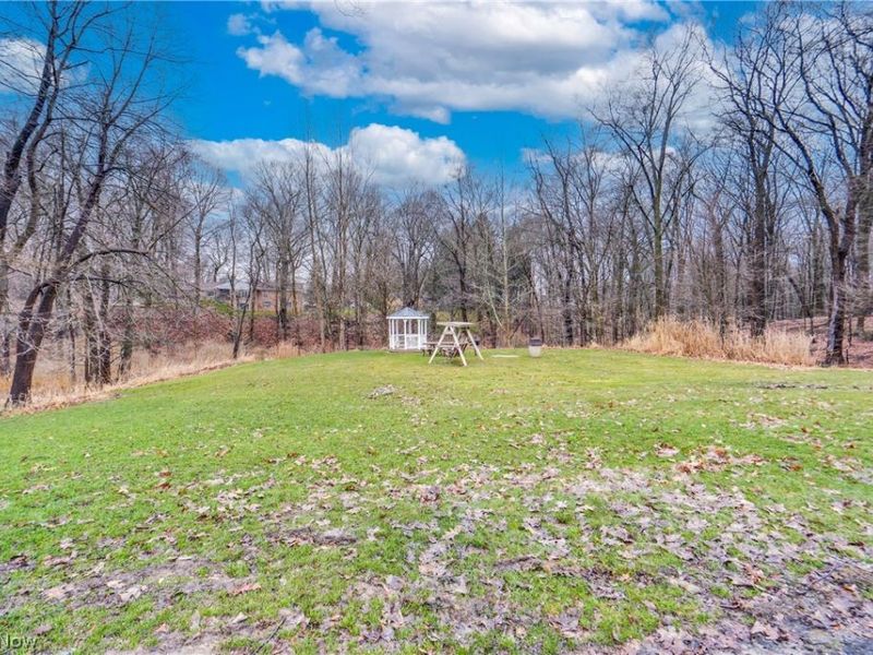 3070 Kent Road, Stow, OH 44224 Photo 4