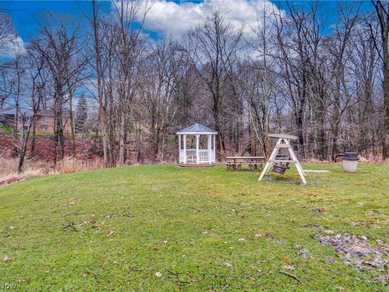 3070 Kent Road, Stow, OH 44224 Photo 5