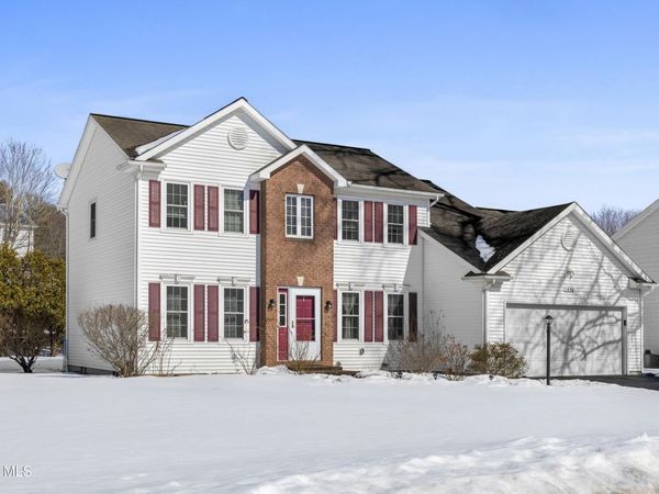 1640 Angelina Terrace, Schenectady, NY 12303