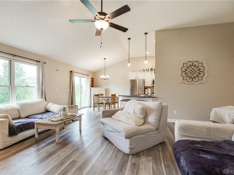 6794 Sun Ridge Way, Waynesville, OH 45068 Photo 12