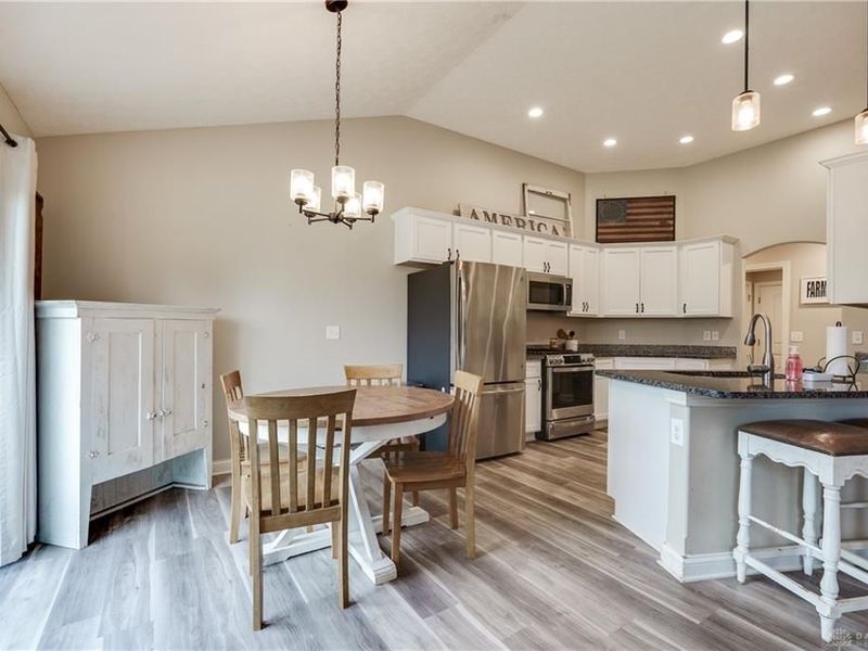 6794 Sun Ridge Way, Waynesville, OH 45068 Photo 14