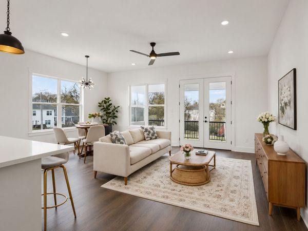 2211 18th Ave N, Nashville, TN 37208