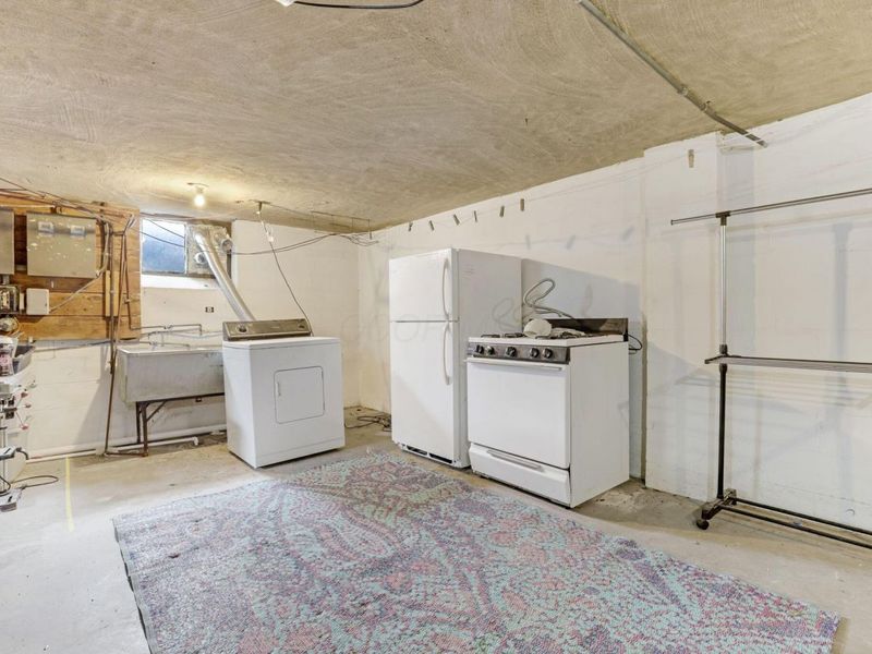 1083 Sells Avenue, Unit 14/ B, Columbus, OH 43212 Photo 16