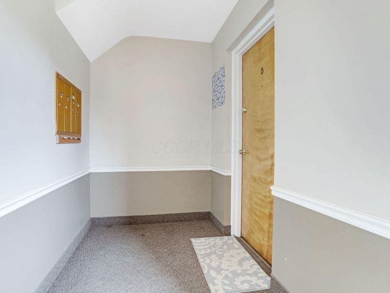 1083 Sells Avenue, Unit 14/ B, Columbus, OH 43212 Photo 3