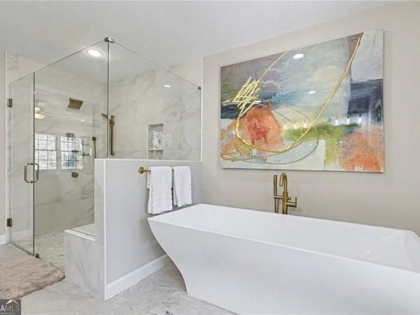 7070 Glenridge Drive, Atlanta, GA 30328