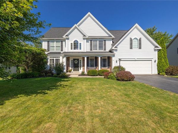 162 Millford Crossing, Penfield, NY 14526