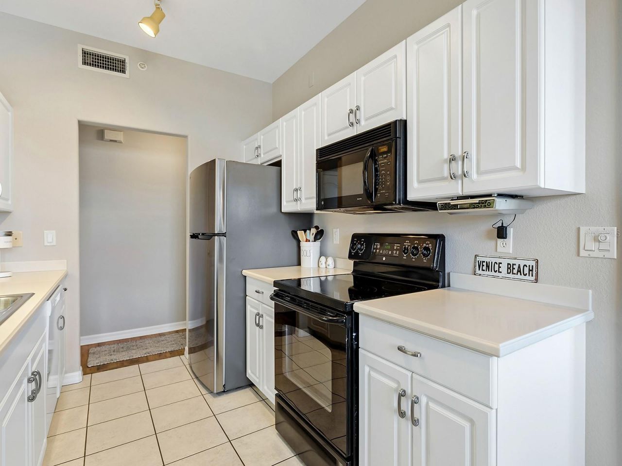980 Cooper Street , Unit 302, Venice, FL 34285 Photo