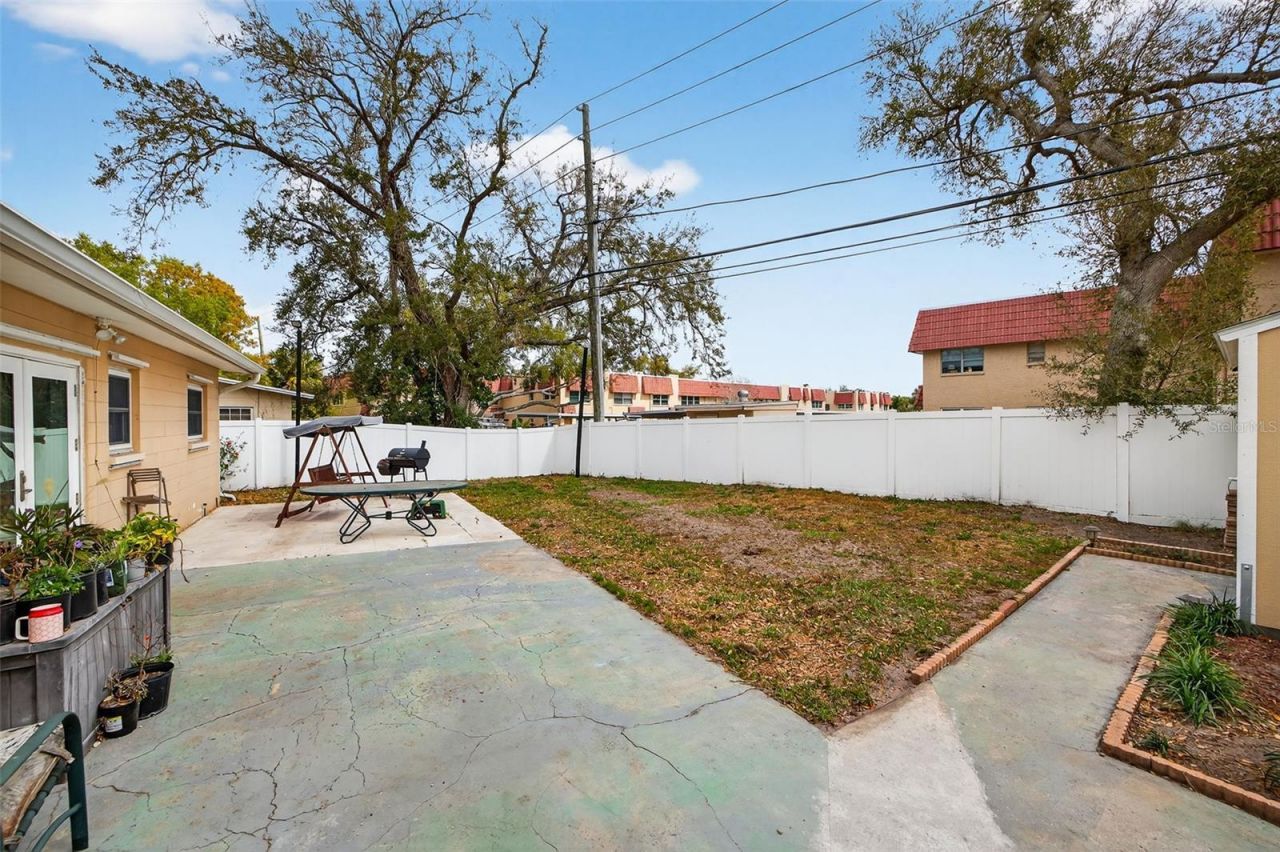 6285 101st Way, Seminole, FL 33772 Photo