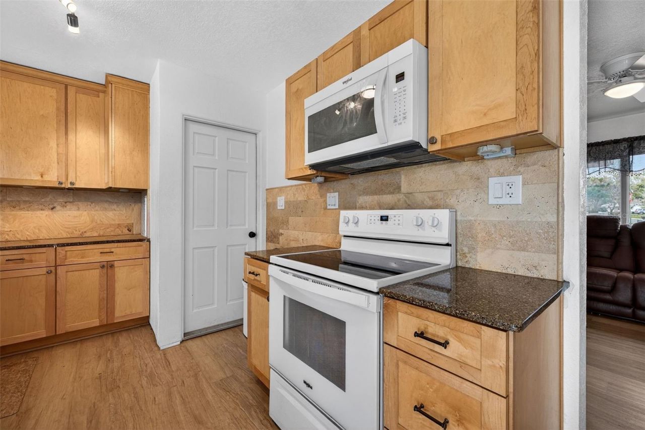 6285 101st Way, Seminole, FL 33772 Photo