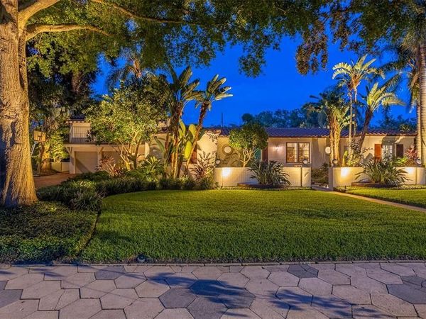 3649 FOSTER HILL DRIVE N, ST PETERSBURG, FL 33704