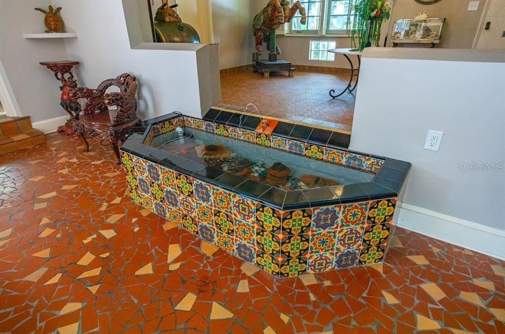 3649 Foster Hill Drive N, Saint Petersburg, FL 33704 Photo