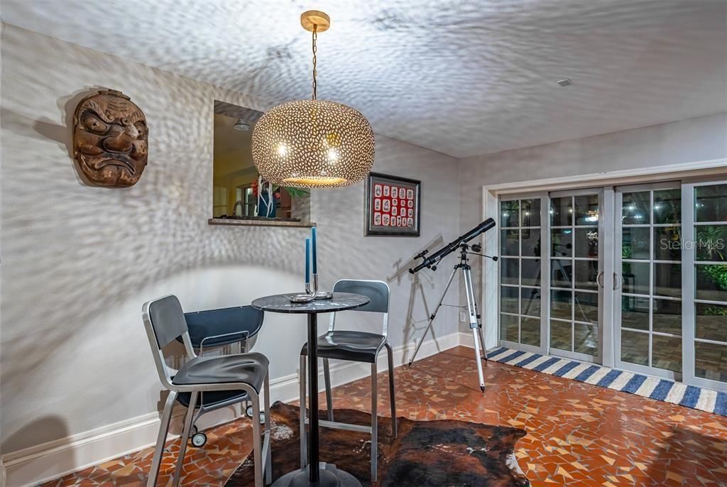 3649 Foster Hill Drive N, Saint Petersburg, FL 33704 Photo