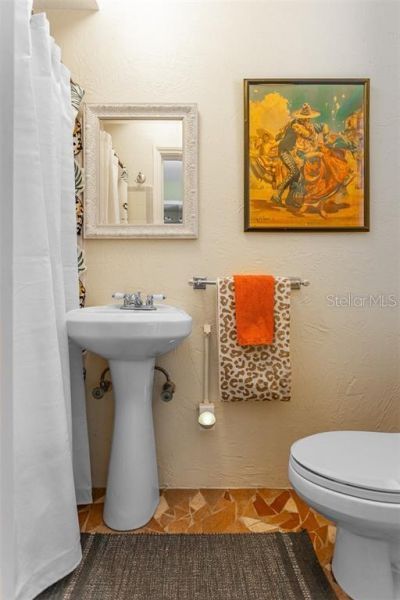 3649 Foster Hill Drive N, Saint Petersburg, FL 33704 Photo