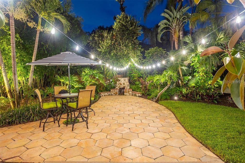 3649 Foster Hill Drive N, Saint Petersburg, FL 33704 Photo