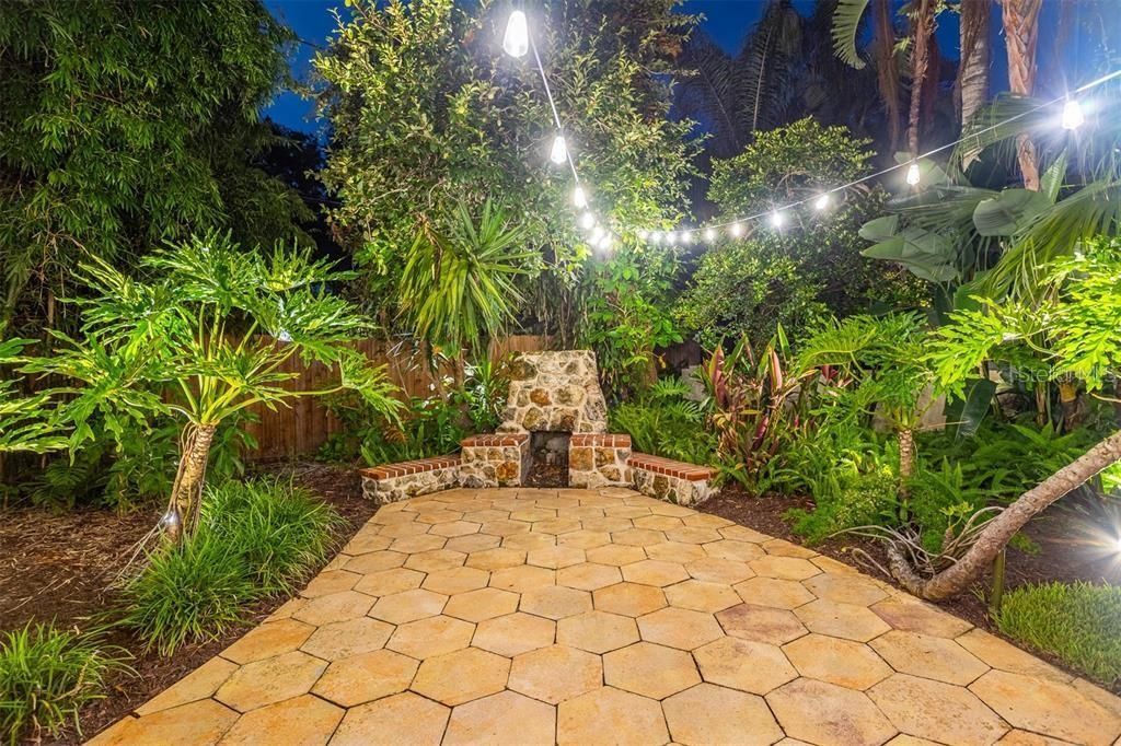 3649 Foster Hill Drive N, Saint Petersburg, FL 33704 Photo