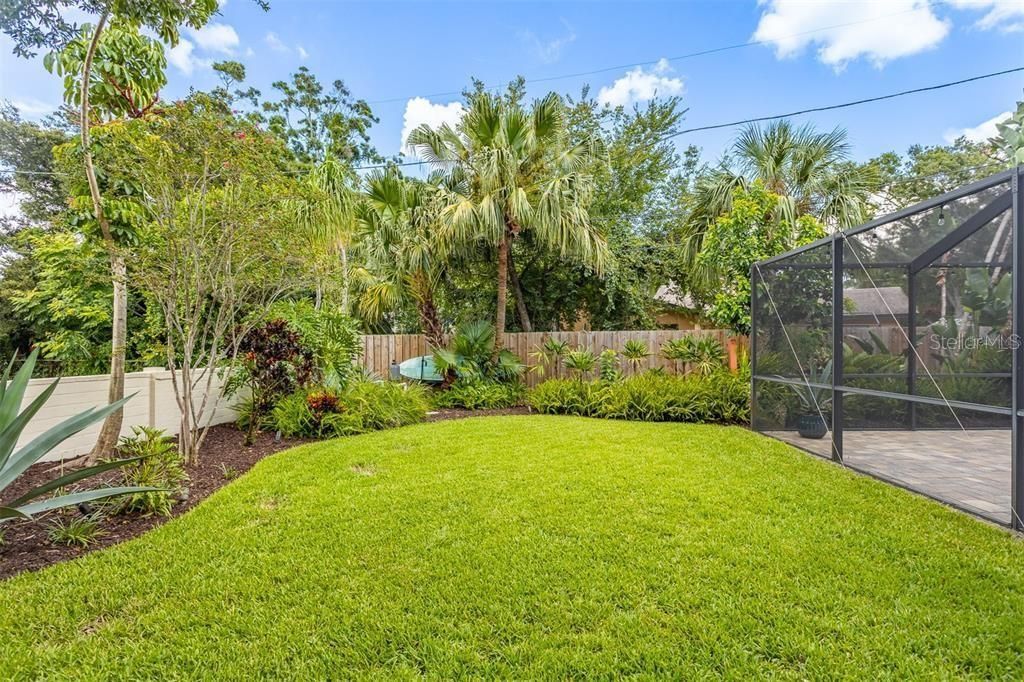 3649 Foster Hill Drive N, Saint Petersburg, FL 33704 Photo