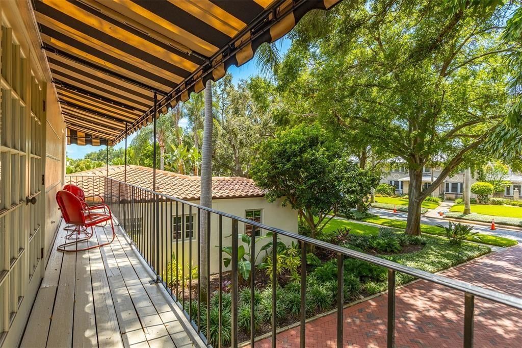 3649 Foster Hill Drive N, Saint Petersburg, FL 33704 Photo