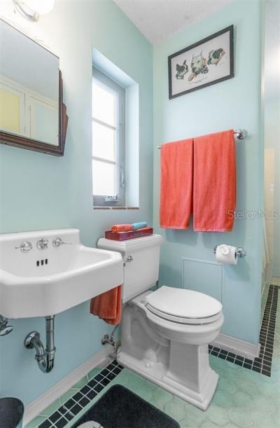 3649 Foster Hill Drive N, Saint Petersburg, FL 33704 Photo