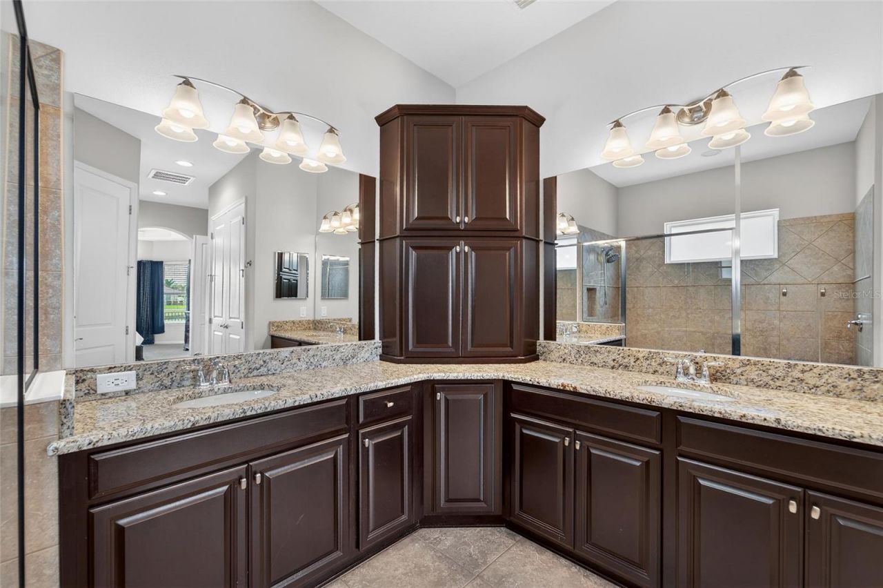 4516 Arbor Gate Drive, Bradenton, FL 34203 Photo