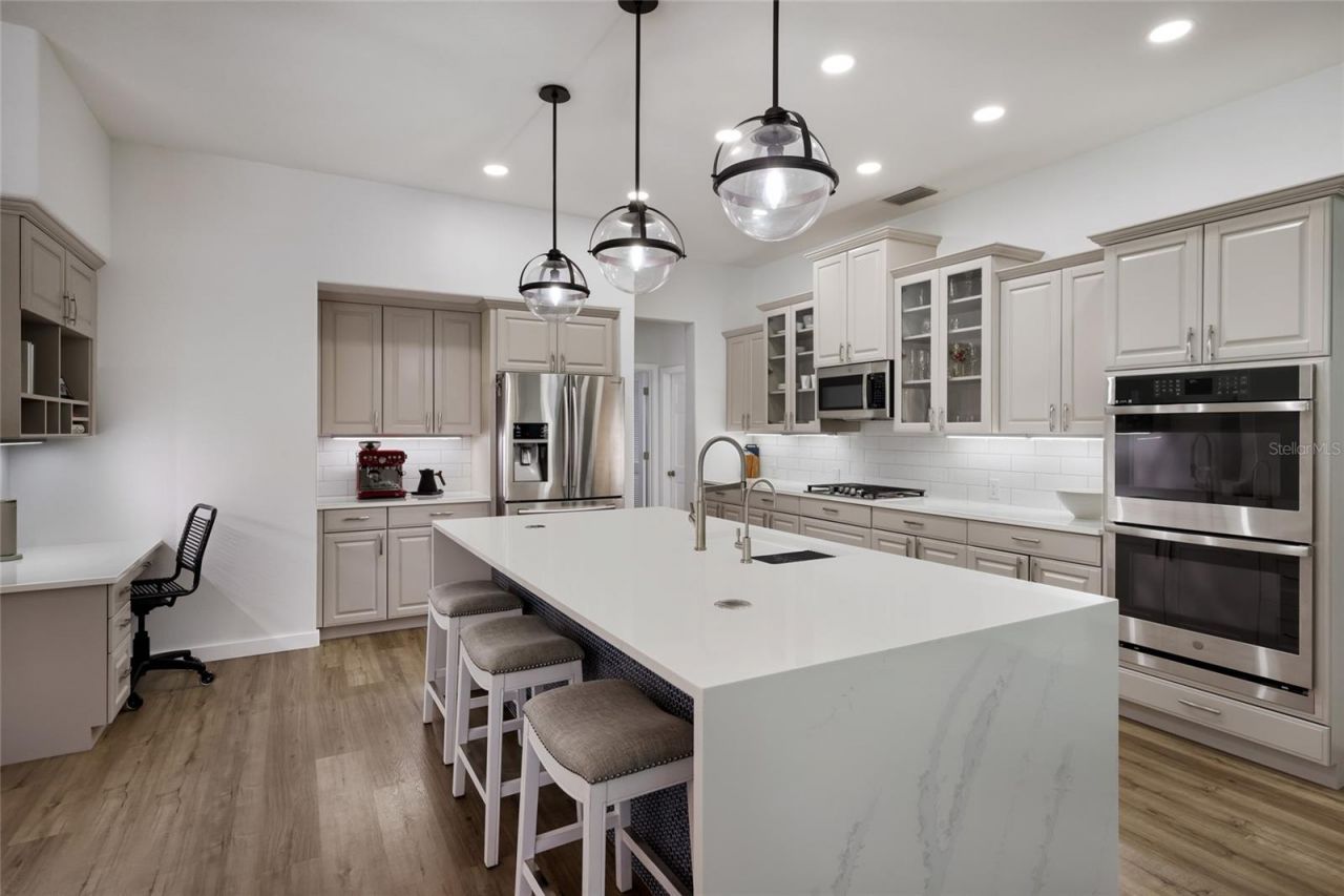 8009 Royal Birkdale Circle, Lakewood Ranch, FL 34202 Photo