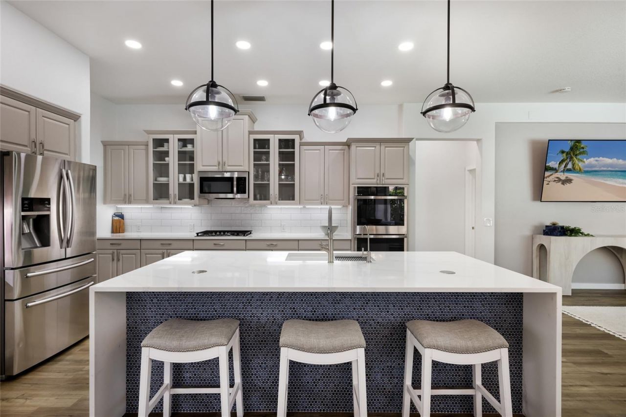 8009 Royal Birkdale Circle, Lakewood Ranch, FL 34202 Photo