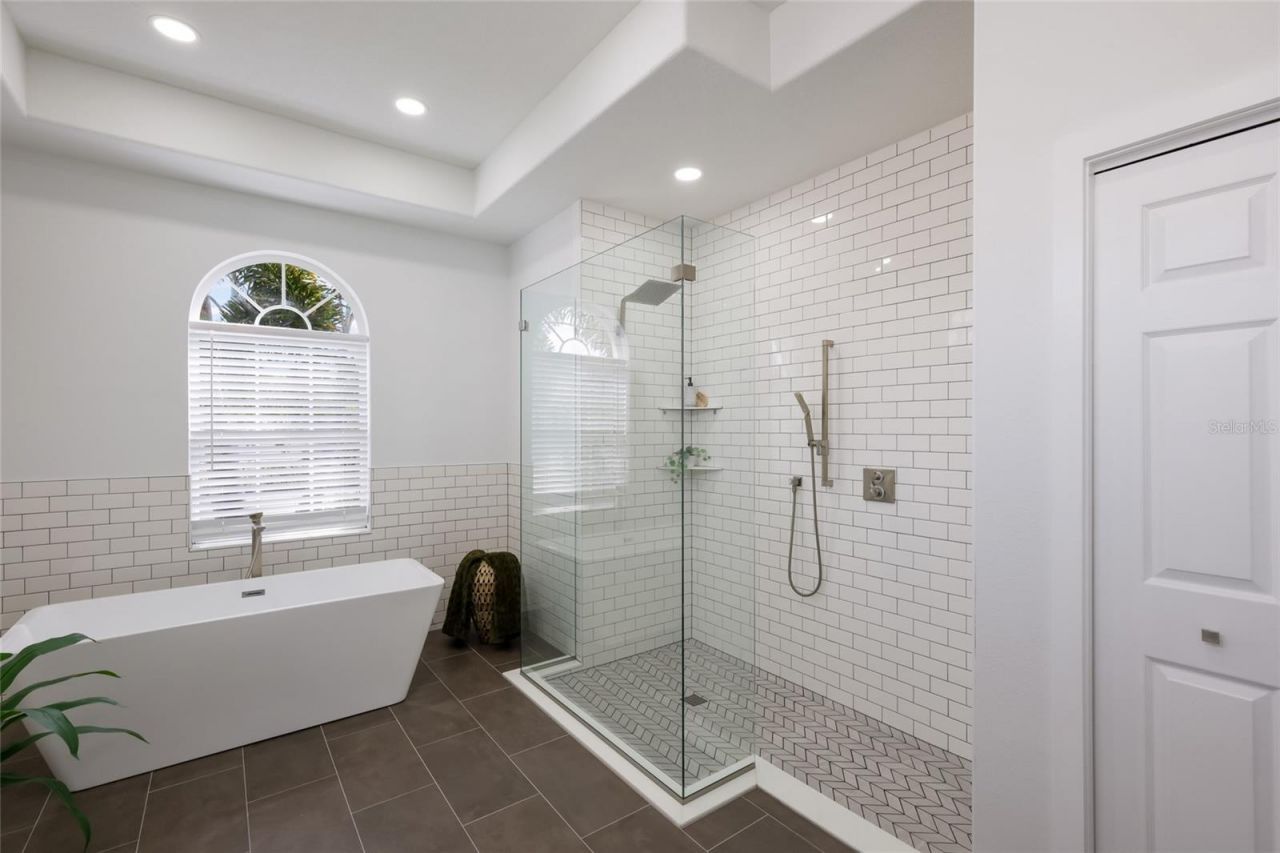 8009 Royal Birkdale Circle, Lakewood Ranch, FL 34202 Photo