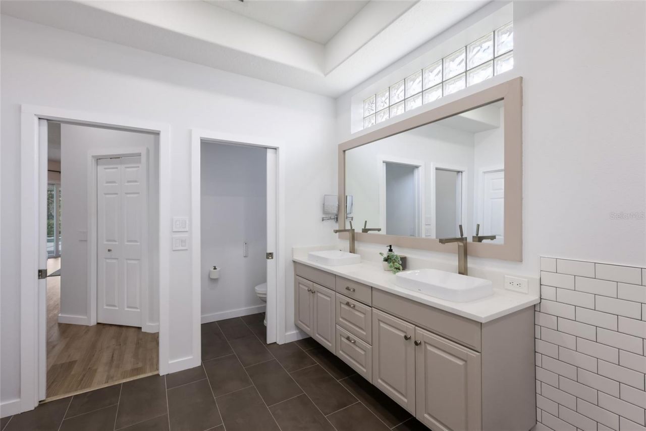 8009 Royal Birkdale Circle, Lakewood Ranch, FL 34202 Photo