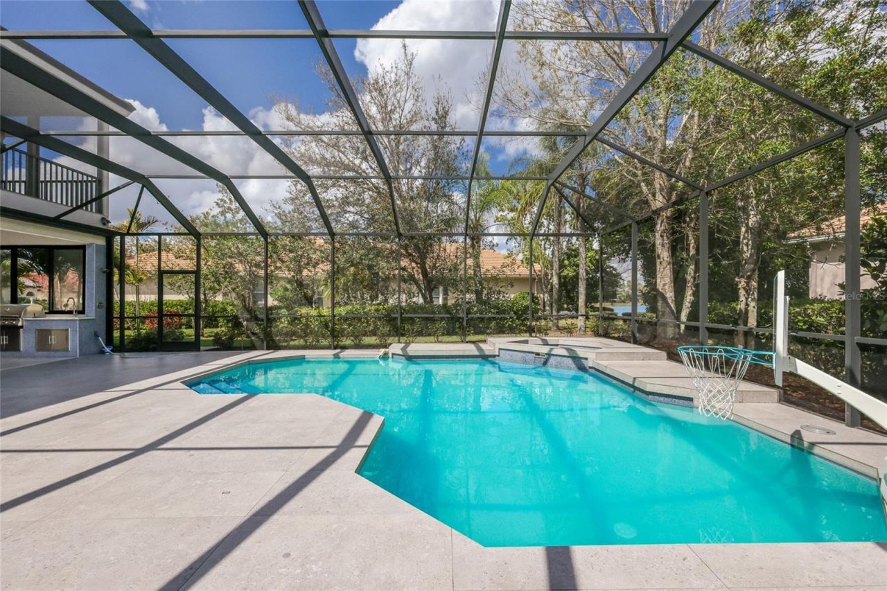 8009 Royal Birkdale Circle, Lakewood Ranch, FL 34202 Photo