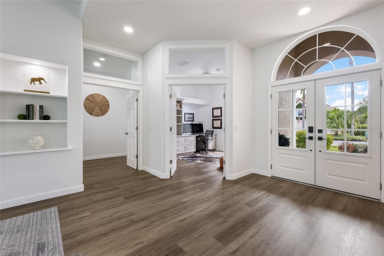 8009 Royal Birkdale Circle, Lakewood Ranch, FL 34202 Photo