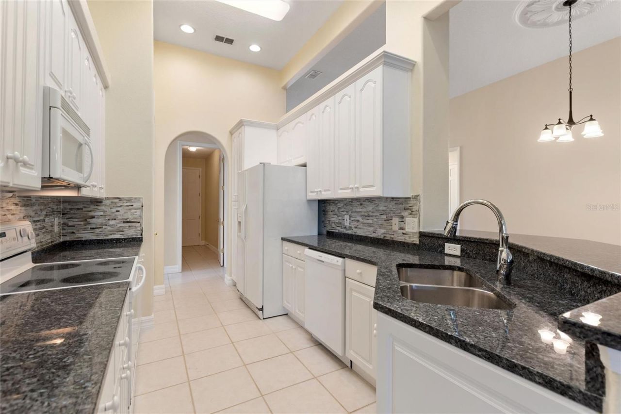 225 Cunningham Drive , Davenport, FL 33837 Photo