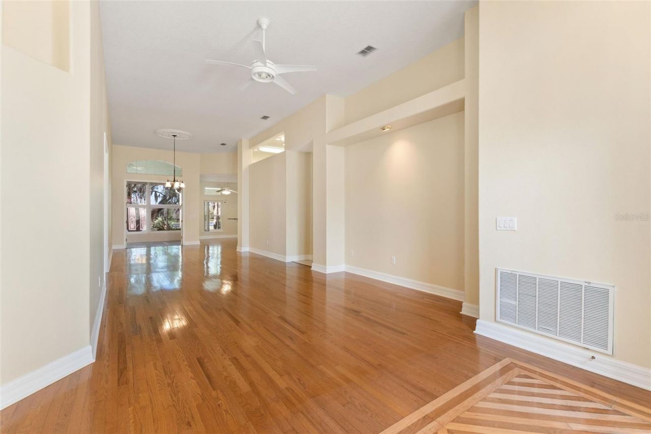 225 Cunningham Drive , Davenport, FL 33837 Photo