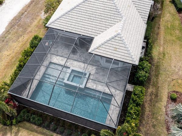 15623 LEVEN LINKS PLACE, LAKEWOOD RANCH, FL 34202