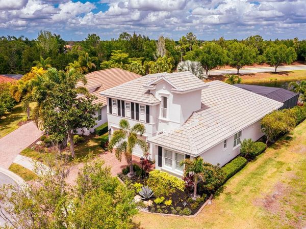 15623 LEVEN LINKS PLACE, LAKEWOOD RANCH, FL 34202