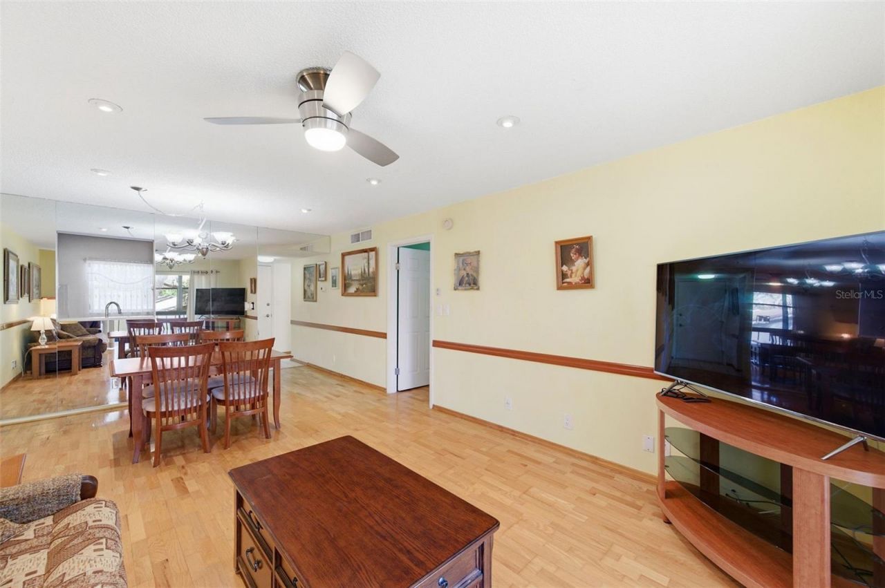 11485 Oakhurst Road , Unit 200-208, Largo, FL 33774 Photo