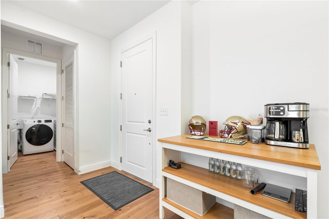 644 3rd Avenue S, Unit 303, Saint Petersburg, FL 33701 Photo