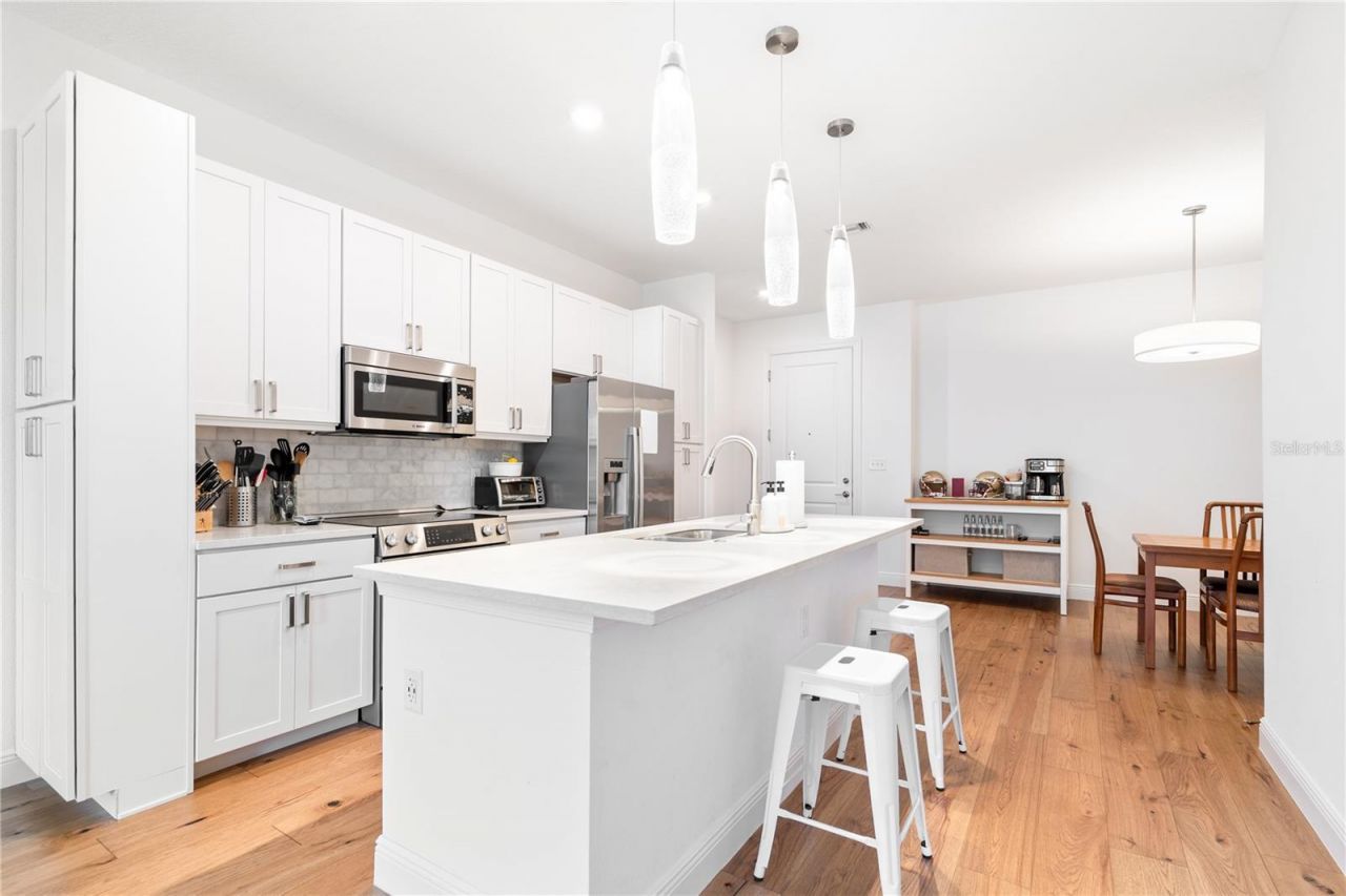 644 3rd Avenue S, Unit 303, Saint Petersburg, FL 33701 Photo