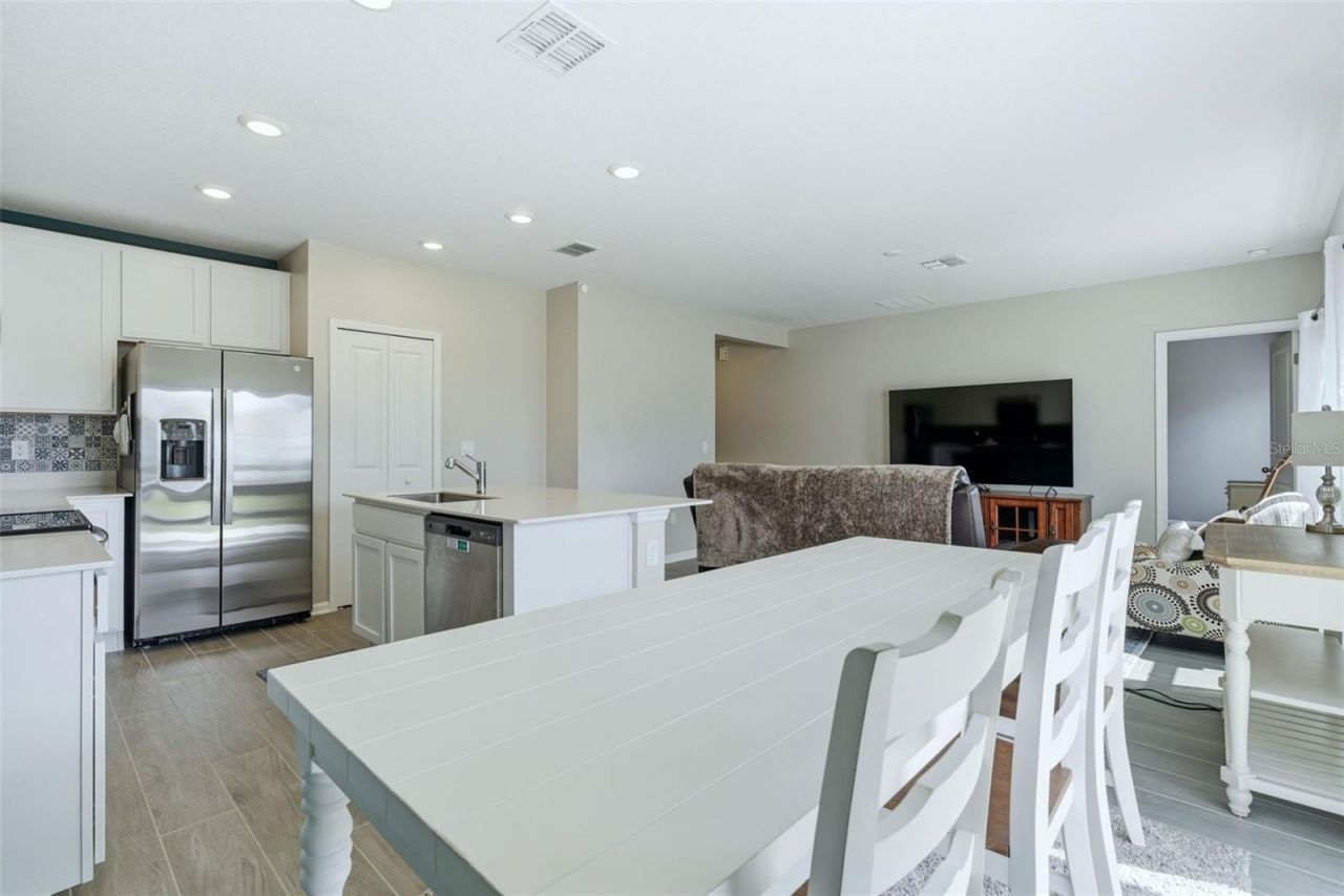 1215 Peach Creek Drive , Osteen, FL 32764 Photo