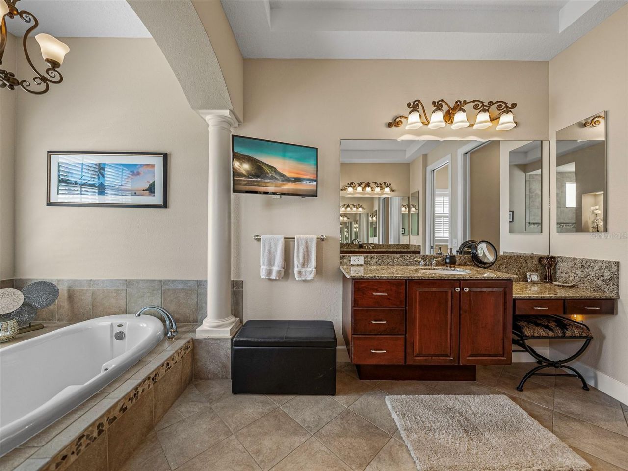 33627 Americana Avenue, Dade City, FL 33525 Photo