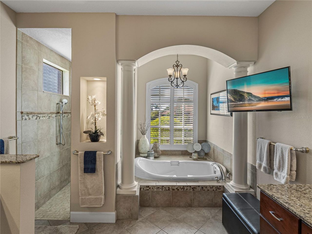 33627 Americana Avenue, Dade City, FL 33525 Photo