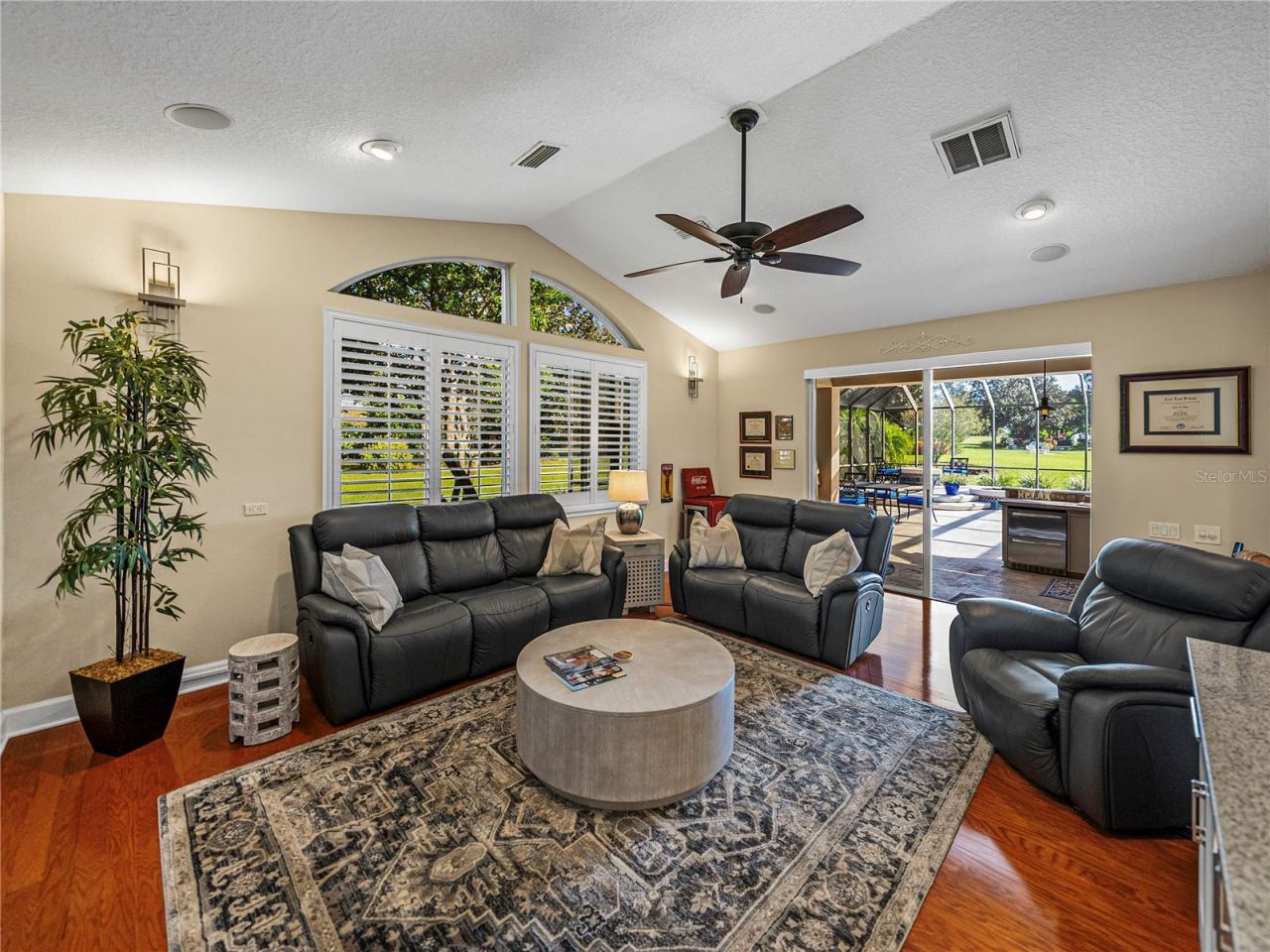 33627 Americana Avenue, Dade City, FL 33525 Photo