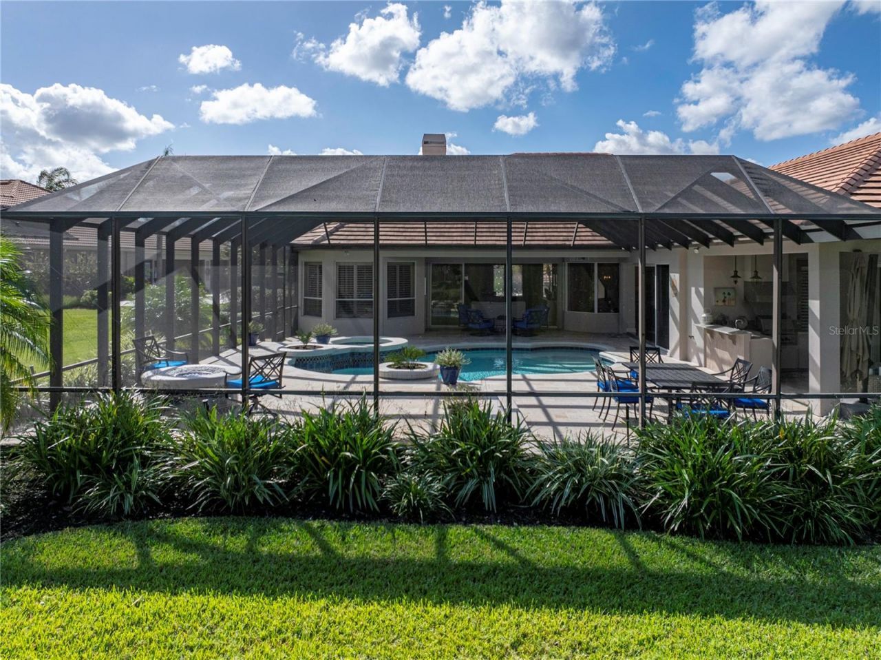 33627 Americana Avenue, Dade City, FL 33525 Photo